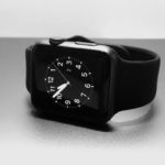 como arrumar a hora do smartwatch